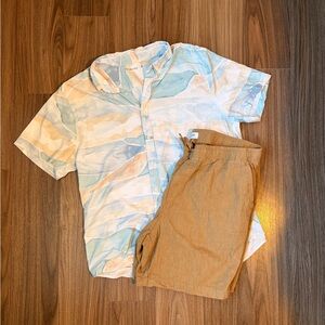 Men's Abercrombie & Fitch Short Sleeve Button Shirt & Old Navy linen shorts